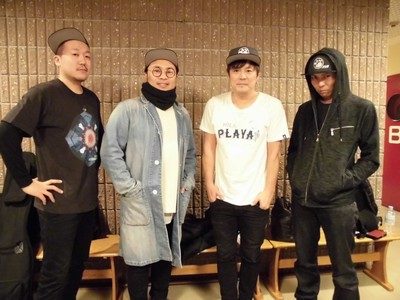 白川バンド［Dr. テンダラー白川、Vo. 高井俊彦（吉本新喜劇）、G. マコト、B. イッシン］